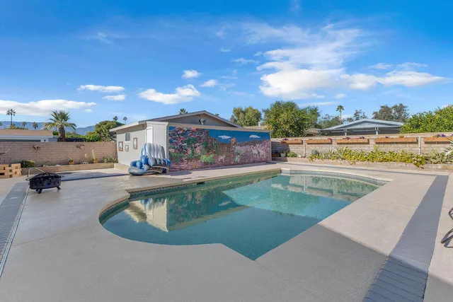 $425,000 | 74554 Stage Line Drive, Thousand Palms, CA 92276