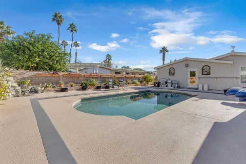 $425,000 | 74554 Stage Line Drive, Thousand Palms, CA 92276
