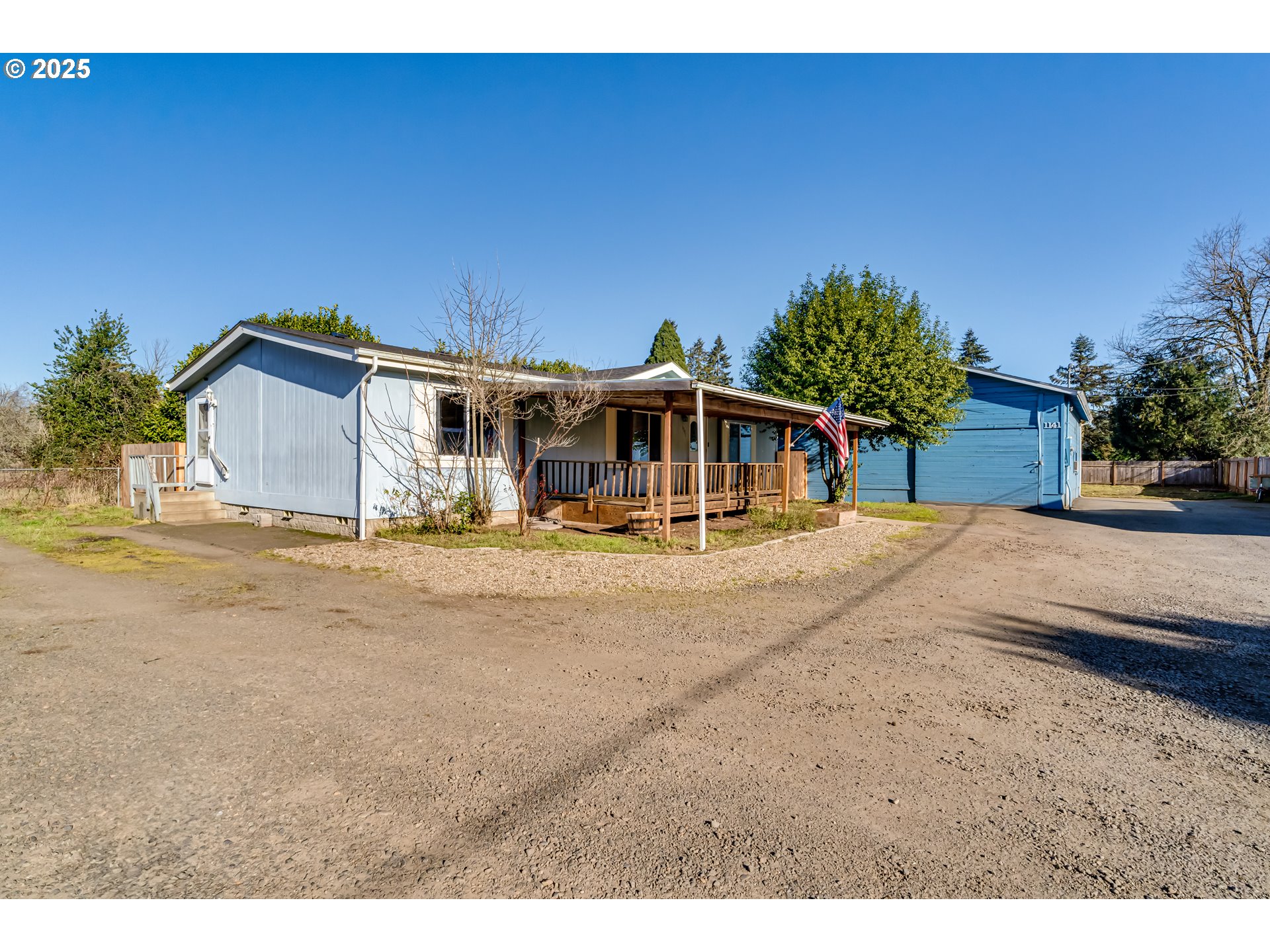 1141 Laurel Avenue Springfield, OR 97478 - Photo 1 of 24 Gallery Image 1