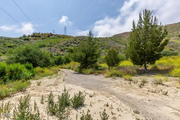$1,350,000 | 3629 Center Street, Piru, CA 93040