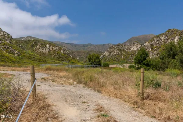 $1,350,000 | 3629 Center Street, Piru, CA 93040
