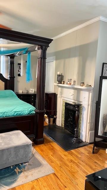 202 Veazey Street Union Point, GA 30669 - Photo 29 of 57 a living room with a fireplace furniture and a fireplace