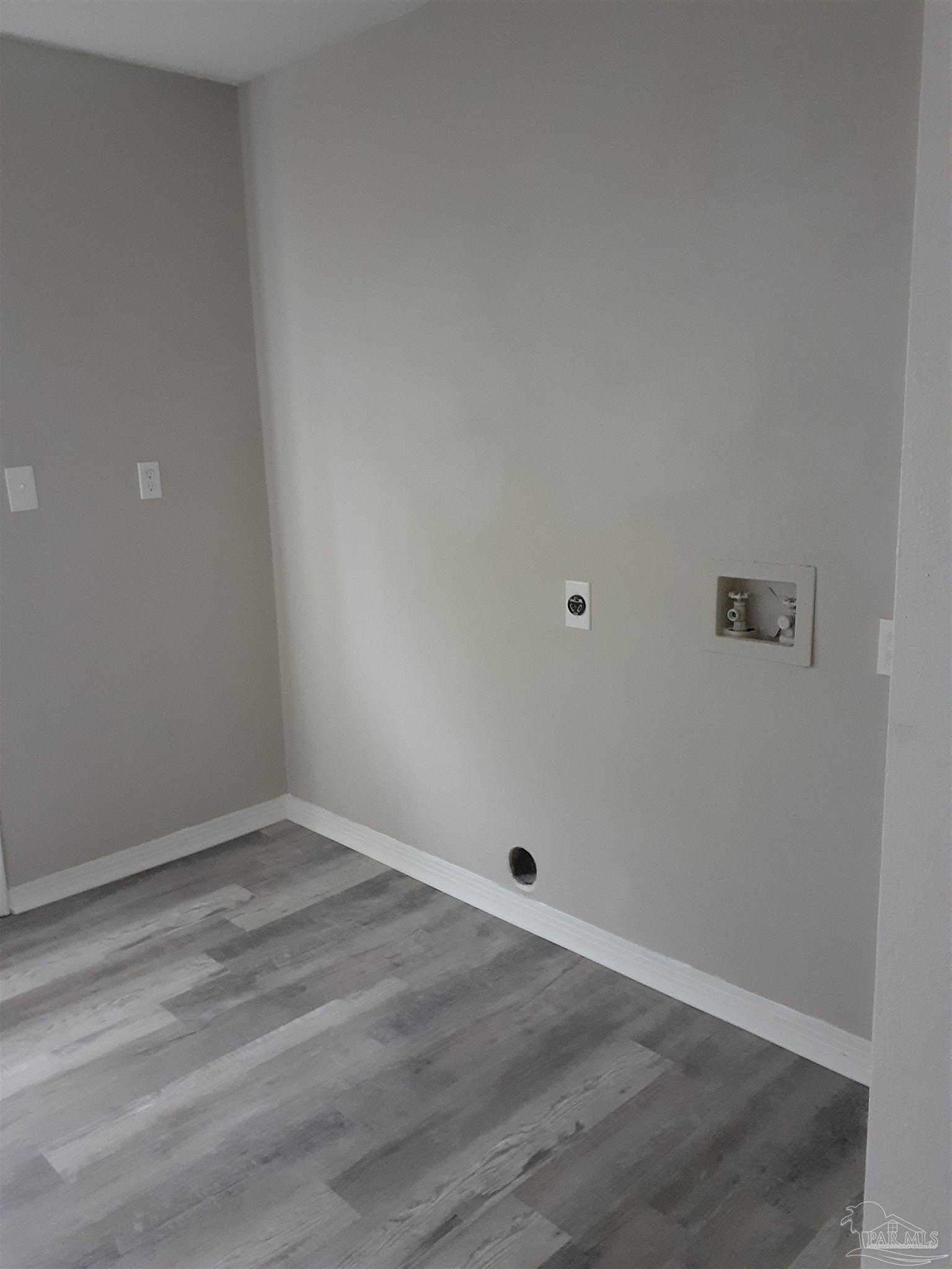 482 Turnberry Road Cantonment, FL 32533 - Photo 21 of 29 1st floor