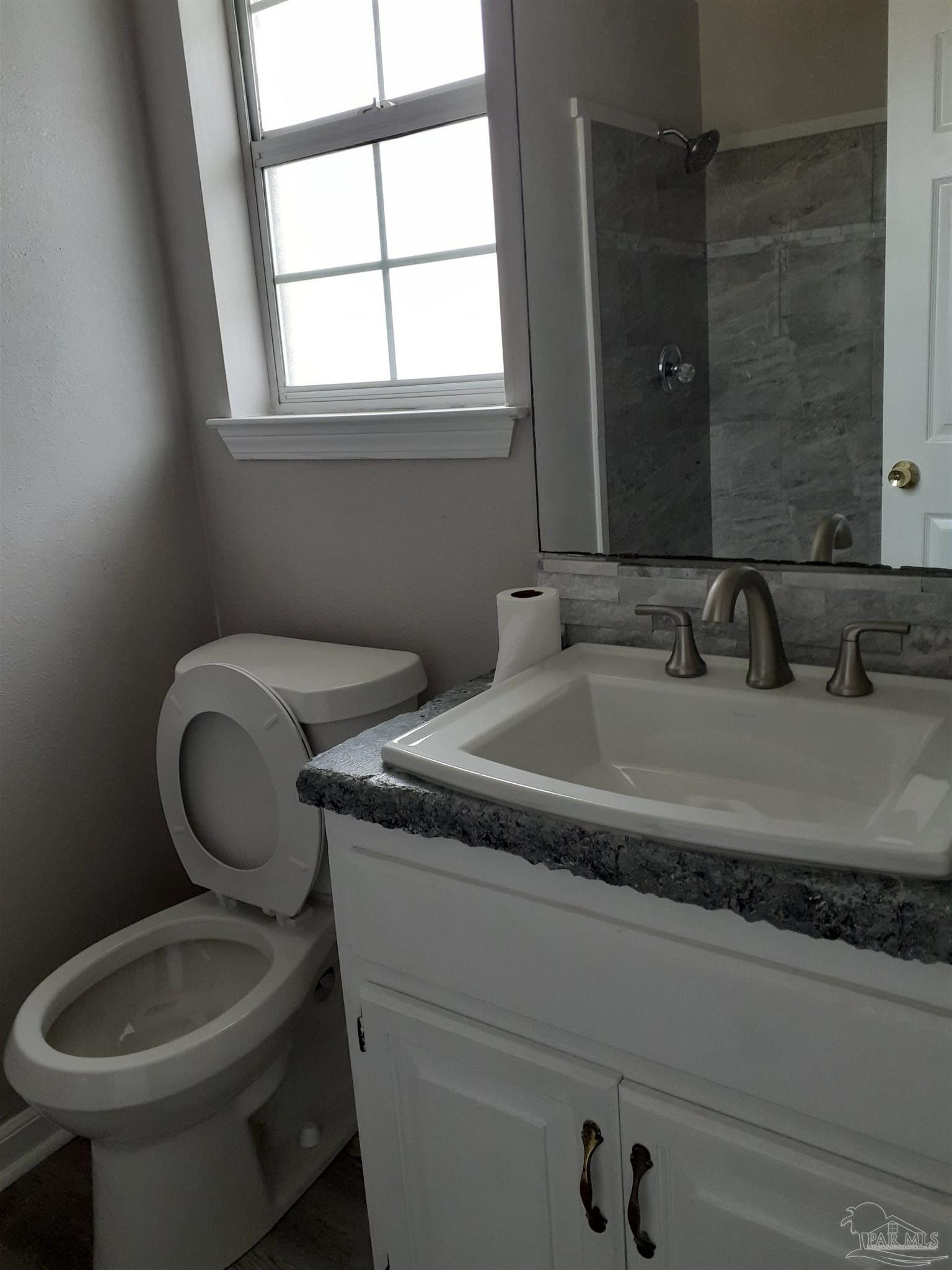 482 Turnberry Road Cantonment, FL 32533 - Photo 24 of 29 1st floor