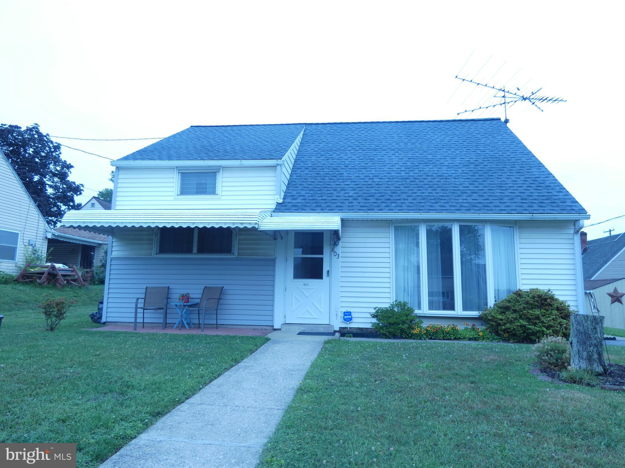 803 Apache Lane Temple, PA 19560 - Photo 2 of 8