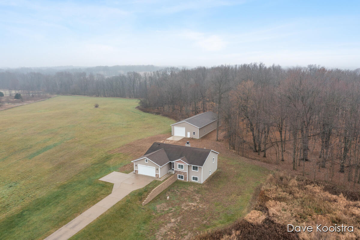 3905 Sunset View Wayland, MI 49348 - Photo 14 of 57