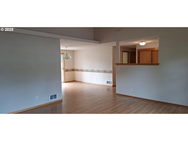 $420,000 | 3890 Spruce Street, Florence, OR 97439