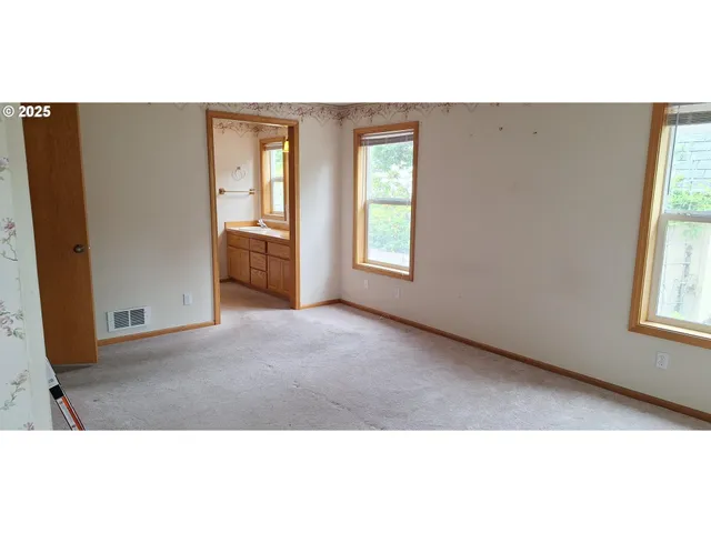 $420,000 | 3890 Spruce Street, Florence, OR 97439