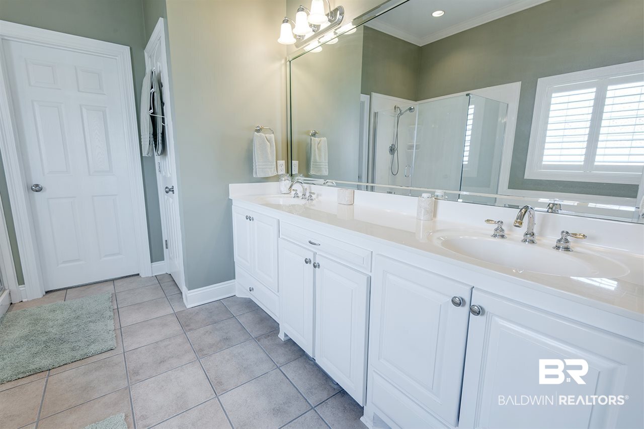 25933 Kensington Way Daphne, AL 36526 - Photo 32 of 40 Master bath