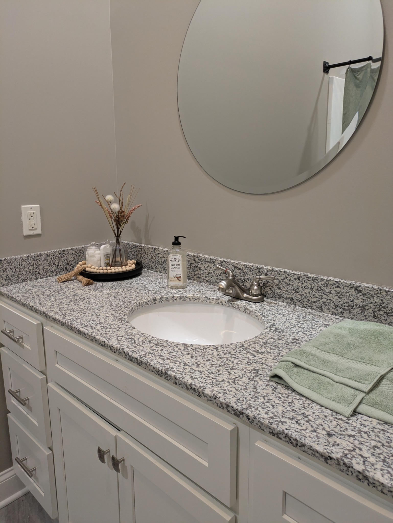 3425 Hopkins Bridge Road Unionville, TN 37180 - Photo 26 of 83 a bathroom with a granite countertop sink and a mirror