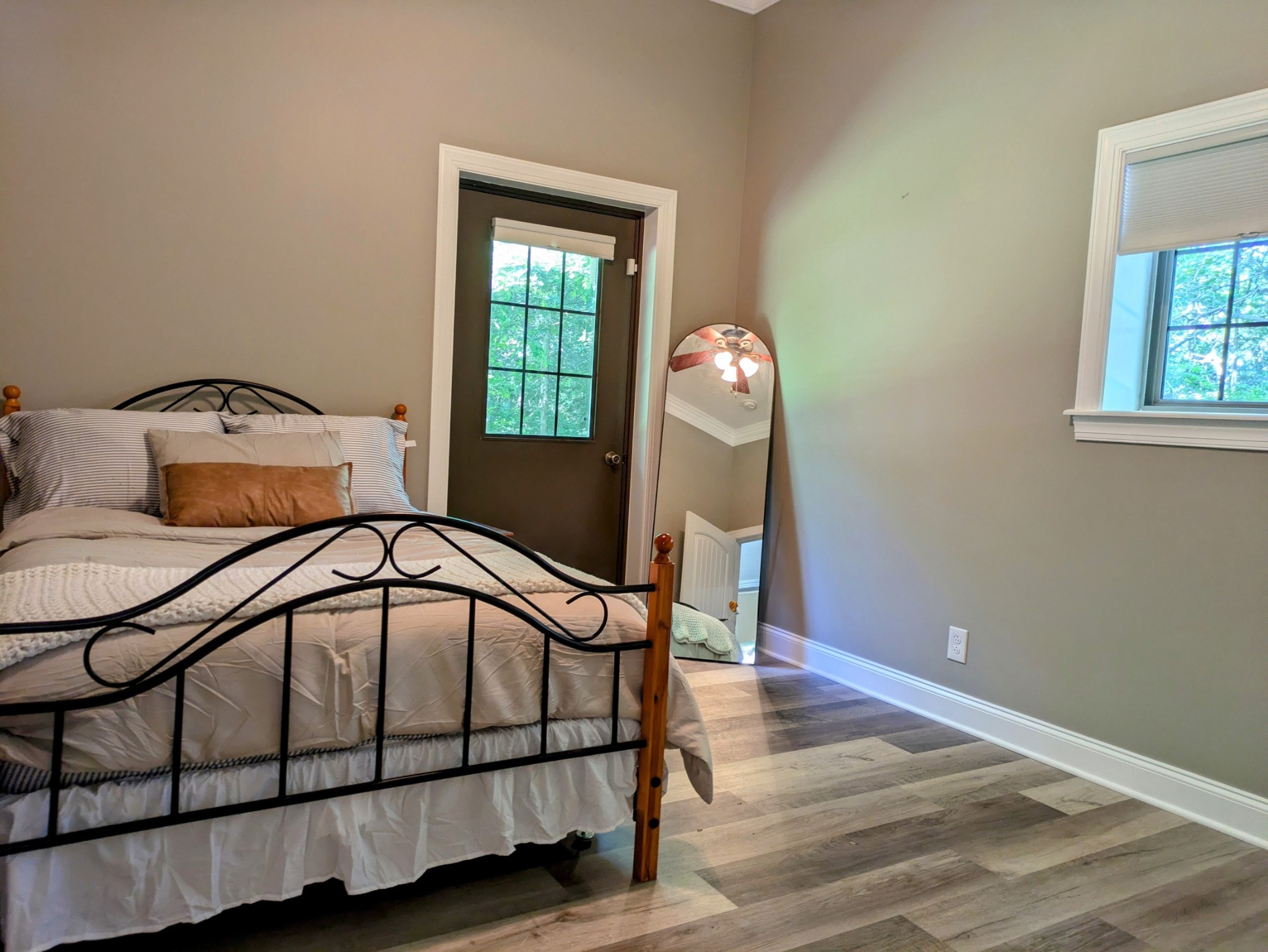 3425 Hopkins Bridge Road Unionville, TN 37180 - Photo 28 of 83 a view of a bedroom with furniture and window