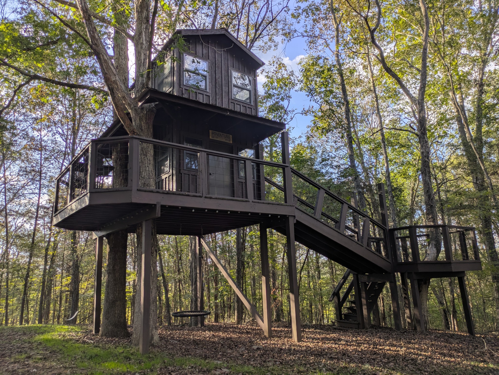 3425 Hopkins Bridge Road Unionville, TN 37180 - Photo 36 of 83 a view of a building with a large window