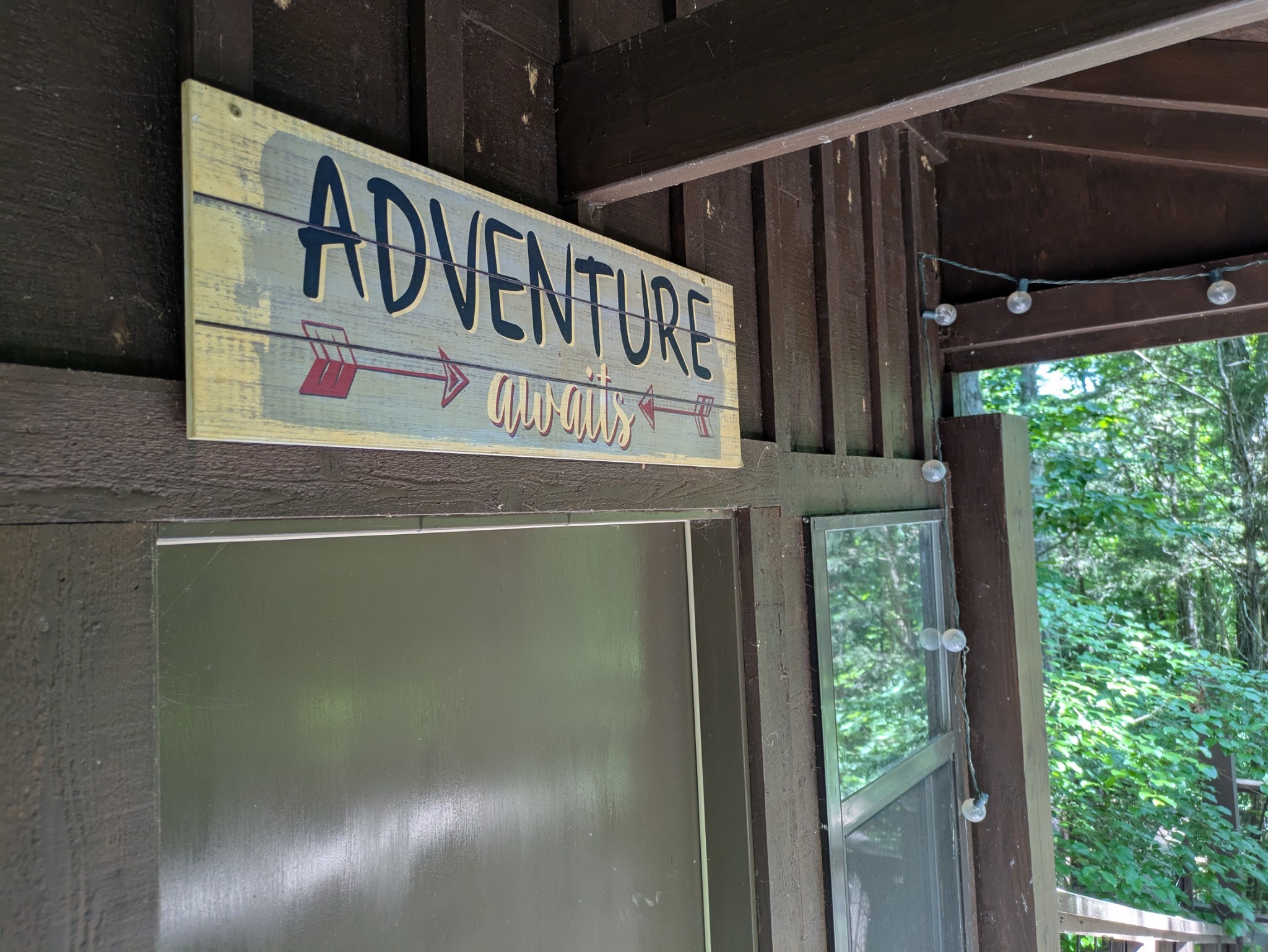 3425 Hopkins Bridge Road Unionville, TN 37180 - Photo 38 of 83 a street sign that is on a pole