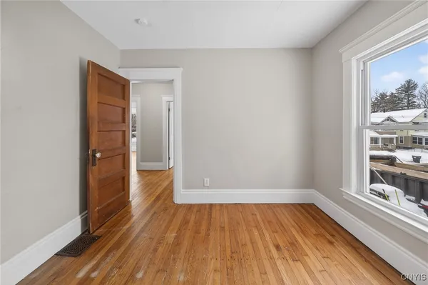 $2,300 | 330 West Ostrander Avenue, Syracuse, NY 13205