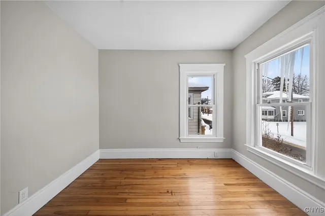 $2,300 | 330 West Ostrander Avenue, Syracuse, NY 13205