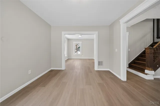 $2,300 | 330 West Ostrander Avenue, Syracuse, NY 13205