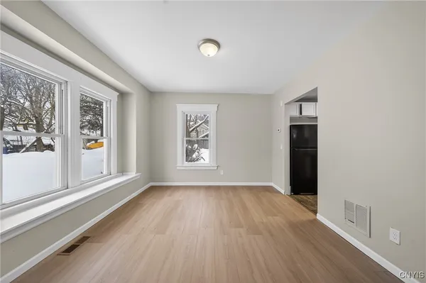 $2,300 | 330 West Ostrander Avenue, Syracuse, NY 13205