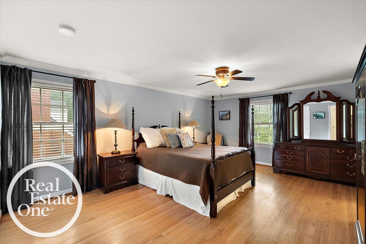 324 Cloverly Road Grosse Pointe Farms, MI 48236 - Photo 25 of 46