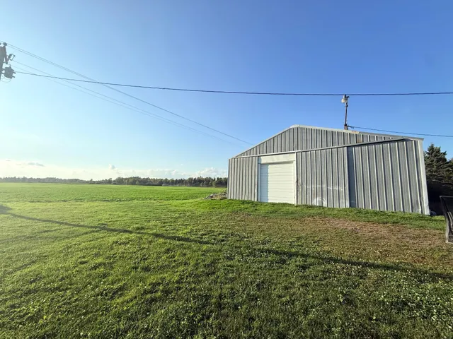 $275,000 | 18863 Highway 65, Goodland, MN 55742