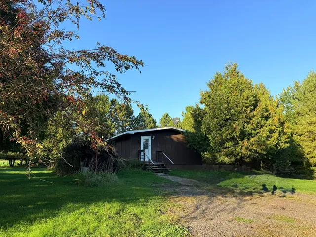 $275,000 | 18863 Highway 65, Goodland, MN 55742