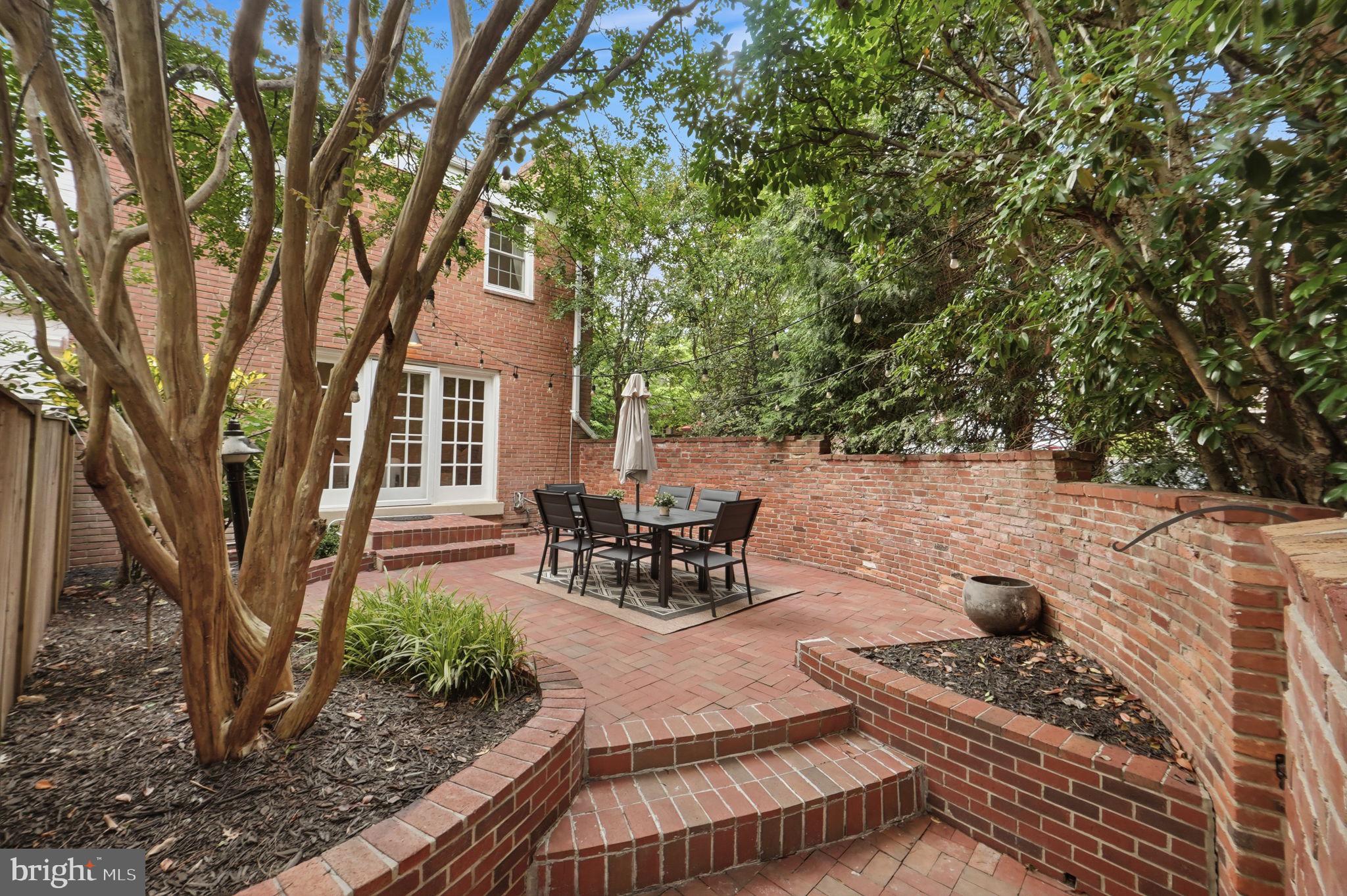 6740 Towne Lane Road McLean, VA 22101 - Photo 7 of 39