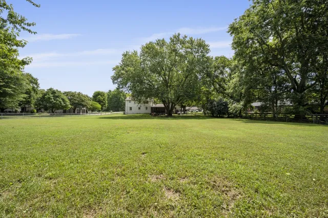 $1,095,000 | 2215 Creekside Lane, Franklin, TN 37064