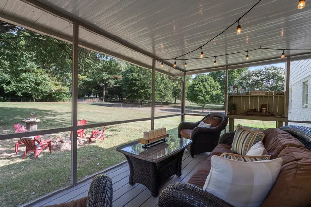 $1,095,000 | 2215 Creekside Lane, Franklin, TN 37064