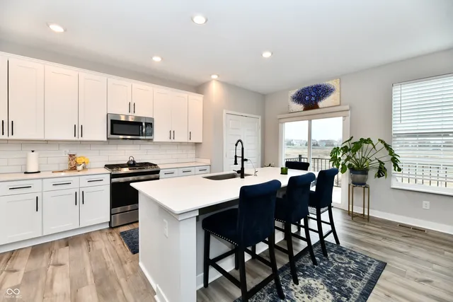 $419,000 | 6988 Sunstone Place, Carmel, IN 46033