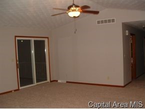77 Celeste Court Springfield, IL 62703 - Photo 4 of 7
