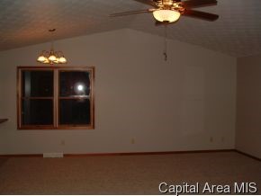 77 Celeste Court Springfield, IL 62703 - Photo 5 of 7
