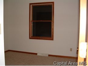 77 Celeste Court Springfield, IL 62703 - Photo 6 of 7