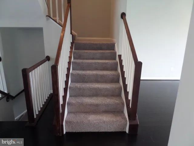 $3,200 | 43359 Polenta Terrace, Chantilly, VA 20152