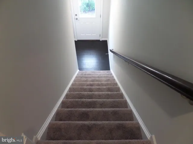 $3,200 | 43359 Polenta Terrace, Chantilly, VA 20152