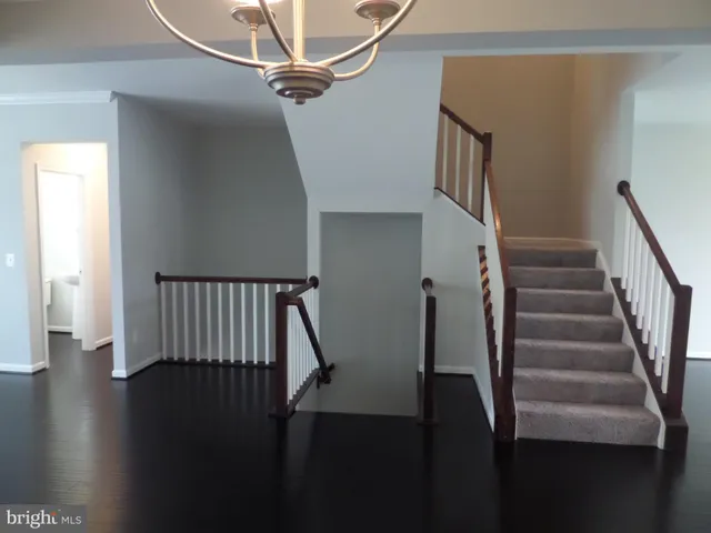 $3,200 | 43359 Polenta Terrace, Chantilly, VA 20152