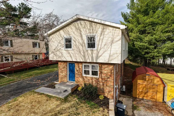 $364,500 | 349 Summit Street, Harrisonburg, VA 22802