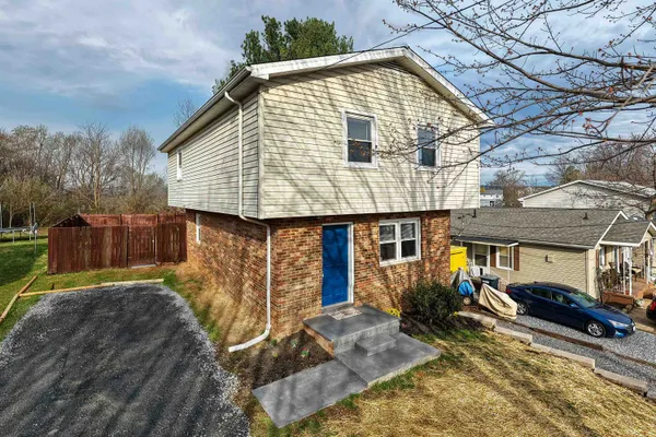 $364,500 | 349 Summit Street, Harrisonburg, VA 22802