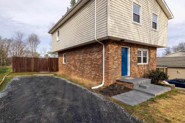$364,500 | 349 Summit Street, Harrisonburg, VA 22802