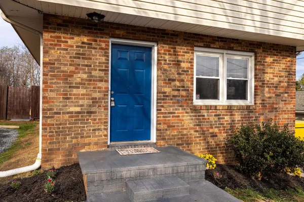 $364,500 | 349 Summit Street, Harrisonburg, VA 22802