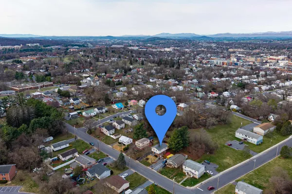 $364,500 | 349 Summit Street, Harrisonburg, VA 22802