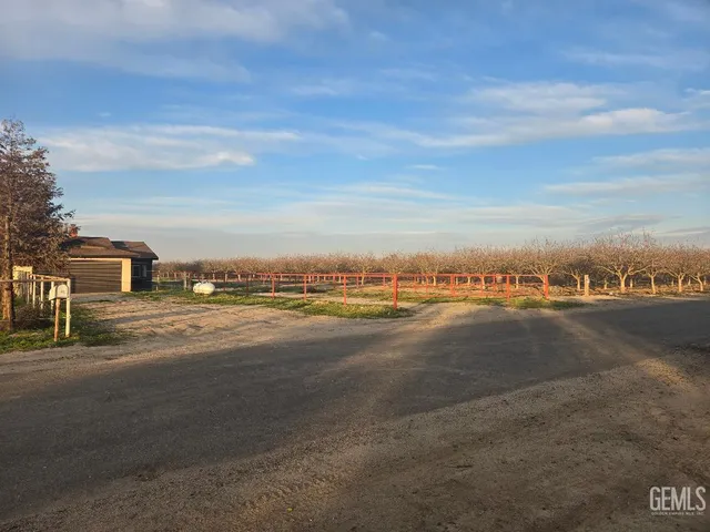 $489,999 | Undisclosed Address, Pixley, CA 93256