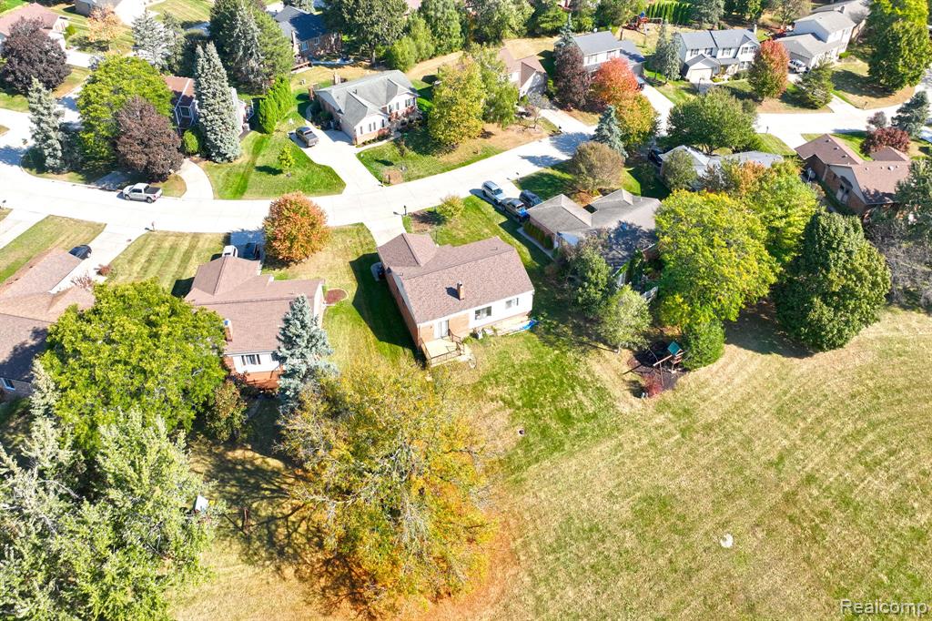 309 Coldiron Drive Rochester Hills, MI 48307 - Photo 30 of 35