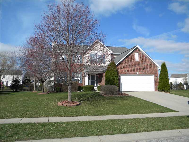 550 Paddock Road Greenwood, IN 46142 - Photo 1 of 18 Gallery Image 1