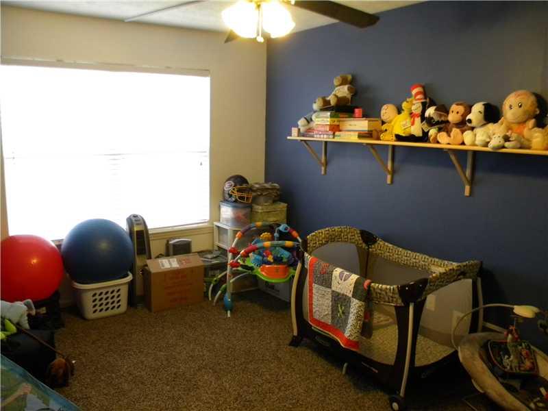 550 Paddock Road Greenwood, IN 46142 - Photo 11 of 18 Gallery Image 11