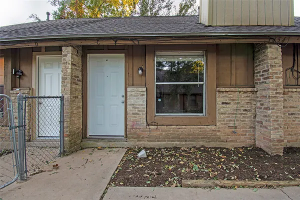 $1,090 | 3454 Willowrun Drive, Unit B, Austin, TX 78704