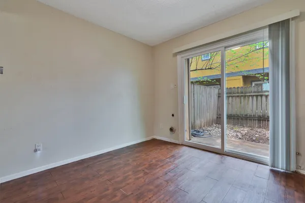 $1,090 | 3454 Willowrun Drive, Unit B, Austin, TX 78704