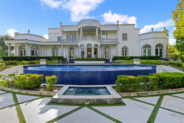 $4,025,000 | 26 Crestwood  Drive, Houston, TX 77007