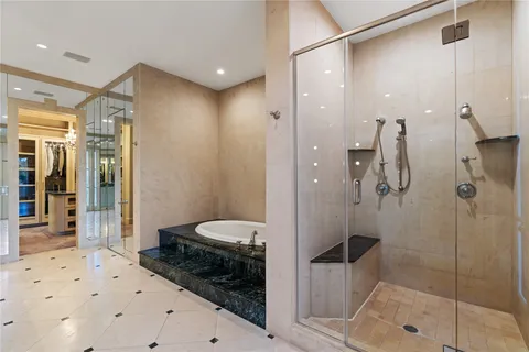 $4,025,000 | 26 Crestwood Drive, Houston, TX 77007