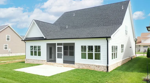 a view of a house with entertaining space