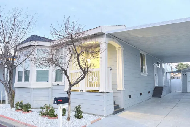 $530,000 | 1520 East Capitol Expressway, Unit 54, San Jose, CA 95121