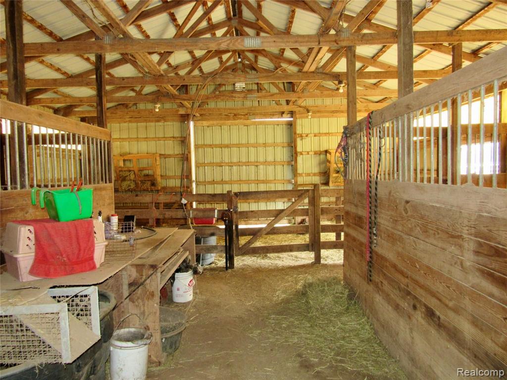 12439 Green Road Goodrich, MI 48438 - Photo 29 of 41